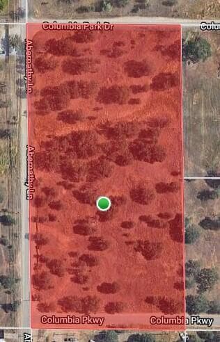 10033 Abernathy Ln