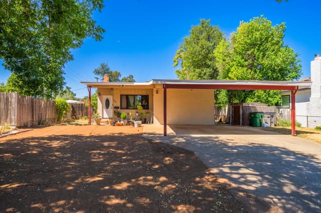 1326 Jeffries Avenue