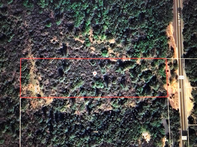 2.39 acres Lake Blvd