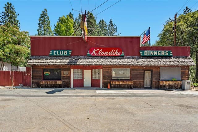 21375 Main Street
