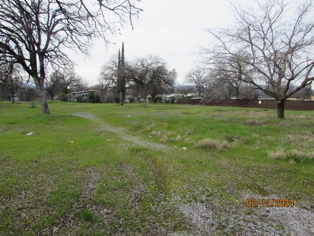 1280 Lake Boulevard