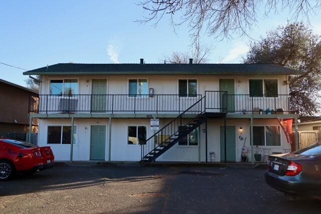 1075 Le Brun Lane