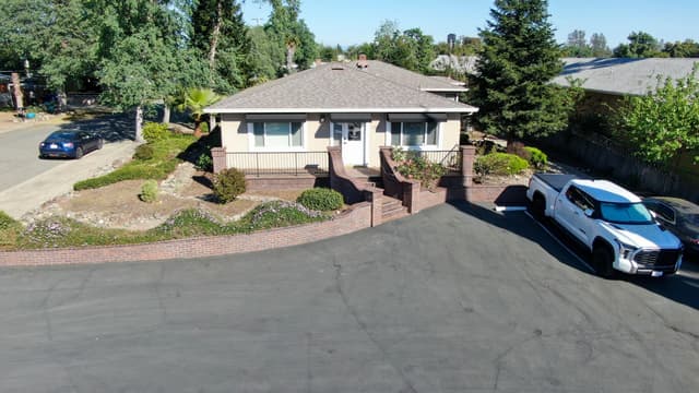 2727 Bechelli Lane