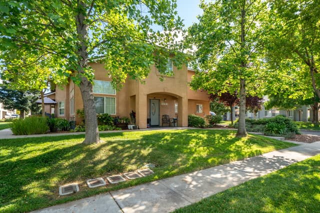 1299 Heavenly Oak Lane