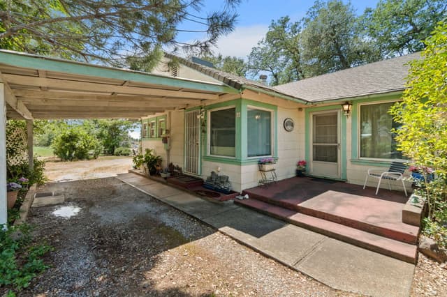 541 Hartnell Avenue