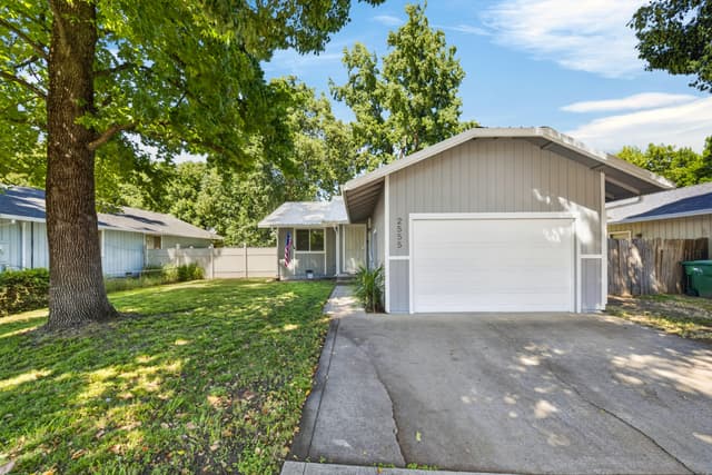 2555 Lupine Street