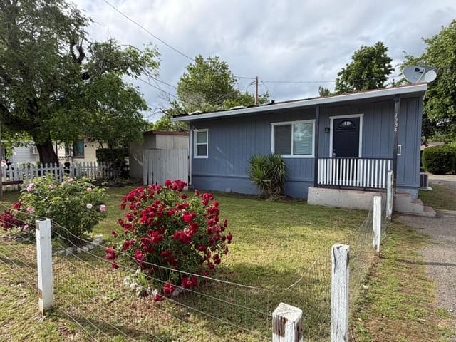 1064 Hawthorne Avenue