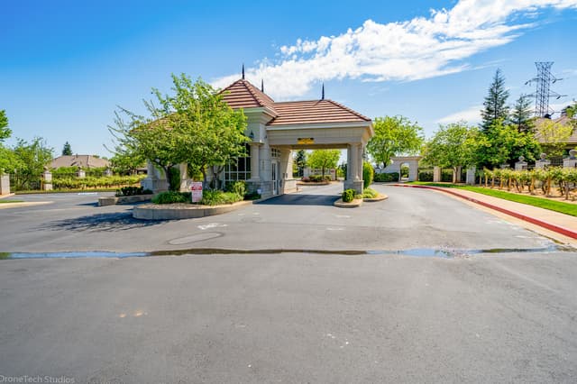 815 Santa Cruz Drive
