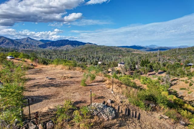 10804 Granite Drive