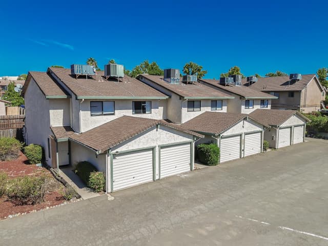 1231 Brandon Court
