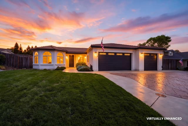 1421 Spinnaker Drive