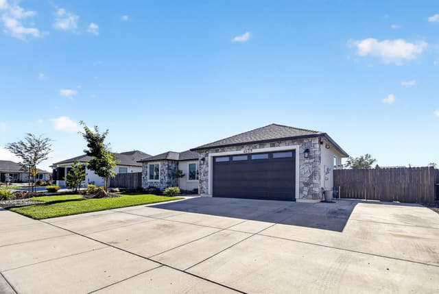 4839 Sierra Court