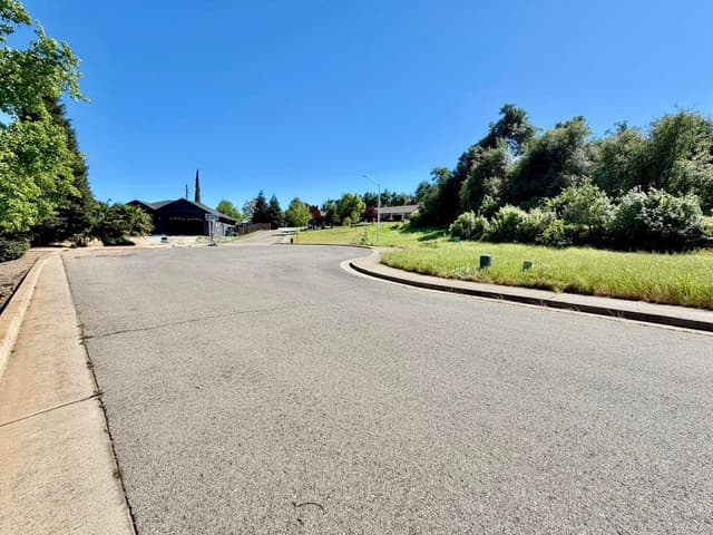 0.34- acre Yellow Finch Way