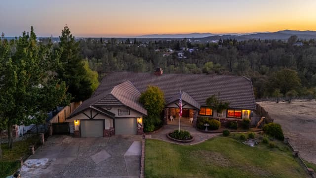 2857 Panorama Drive
