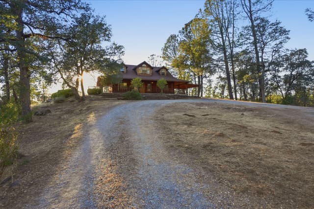 12156 Fern Road