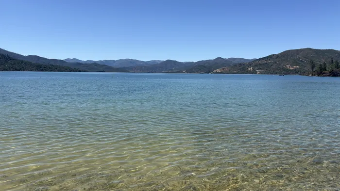 Teal water at full summer pool on Whiskeytown Lake